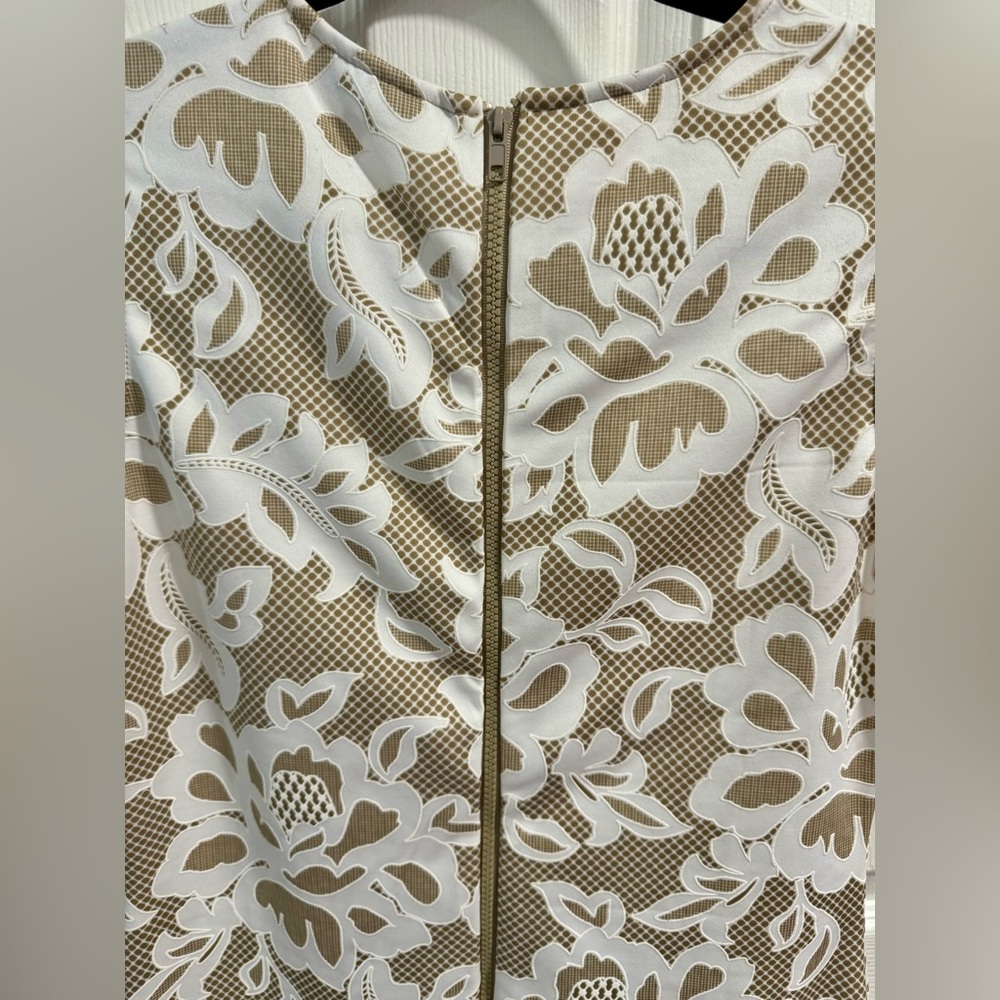 Olivia Matthews White & Tan Sleeveless Sheath Dress. Size M. Super Flattering. - Picture 3 of 4